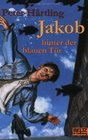 Jakob hinter der blauen Tr