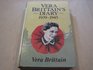 Vera Brittain's Diary 1939-1945 (Charnwood Large Print Library Series)