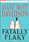 Fatally Flaky (Goldy Schulz, Bk 15) (Large Print)