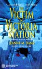 Victim In Victoria Station (Dorothy Martin, Bk 5)