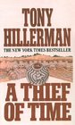 A Thief of Time (Joe Leaphorn And Jim Chee) (Large Print)
