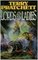 Lords and Ladies: A Novel of Discworld (Pratchett, Terry. Discworld Series.)